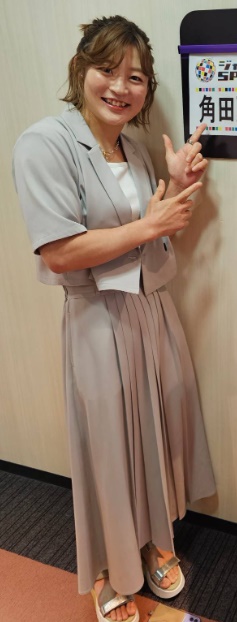 かわいい私服姿の角田夏実-5